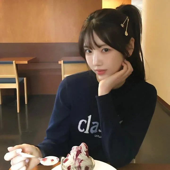 银发的阿基多